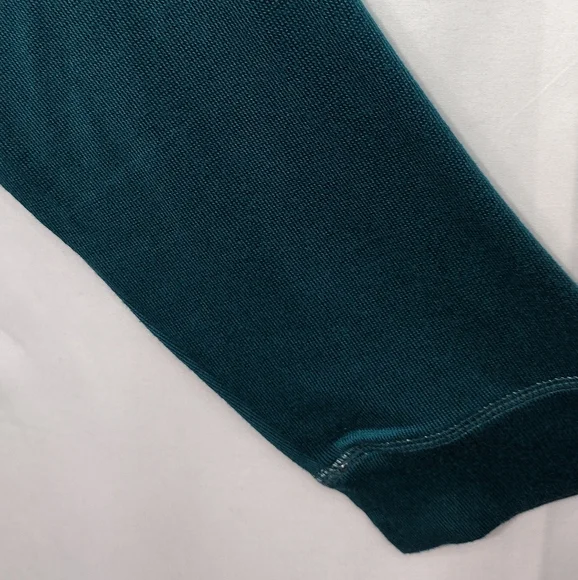 NWT Disney Minnie Mouse Lounge Top Women's XL Green Casual Comfy Holiday - Picture 3 of 9